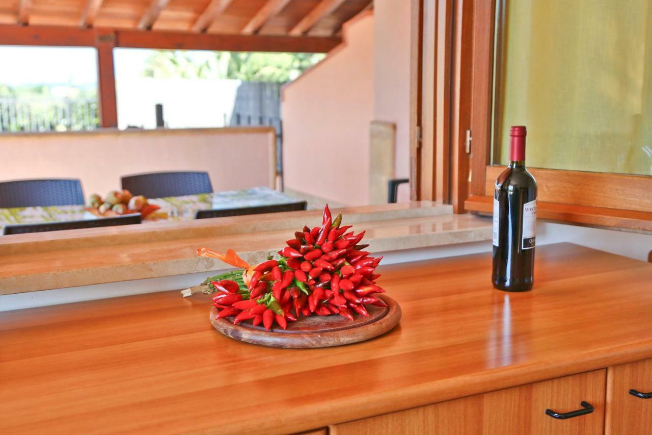 Costa Mediterranea Holiday Homes Campofelice Di Roccella Eksteriør billede